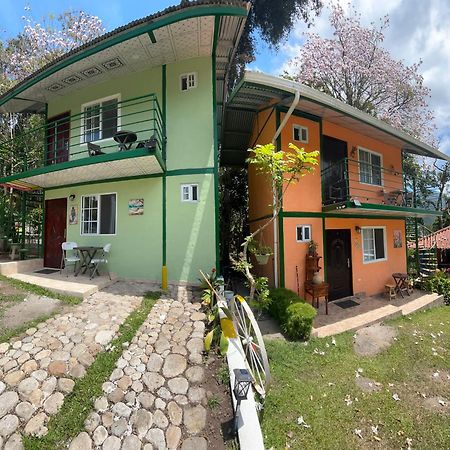 Hostal La India Dormida El Valle de Anton 외부 사진